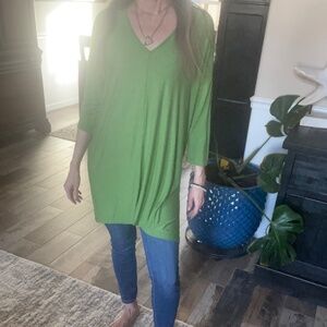 Green tunic length shirt never worn